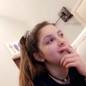 Meet your Posher, Sophia